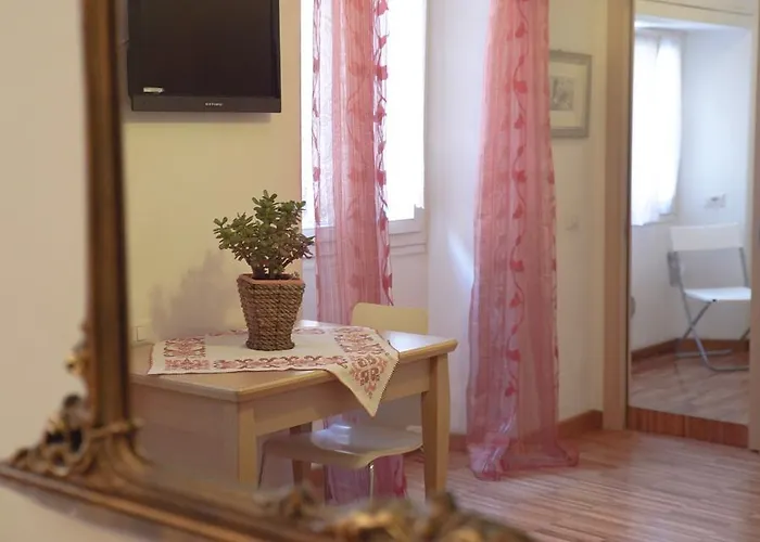 Lägenhet La Giara Del Centro La Spezia