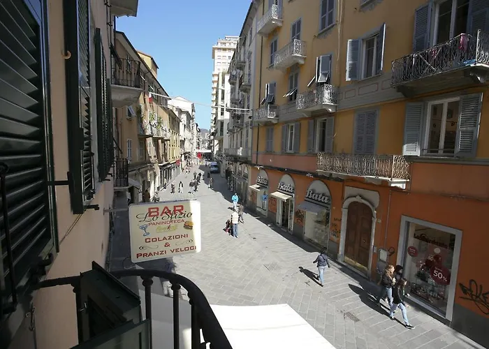 Lägenhet La Giara Del Centro *