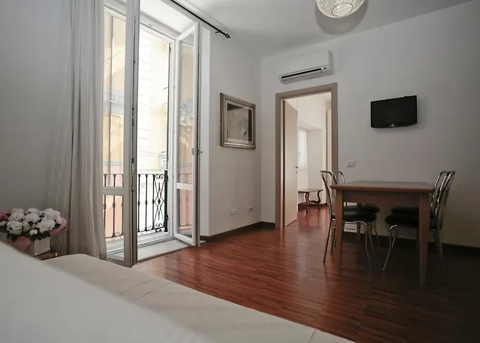 Lägenhet La Giara Del Centro La Spezia